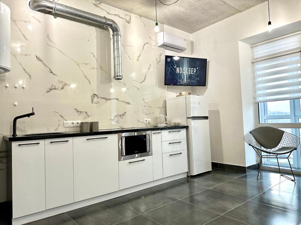Designer Apartments In The City Center Ρίβνε Εξωτερικό φωτογραφία